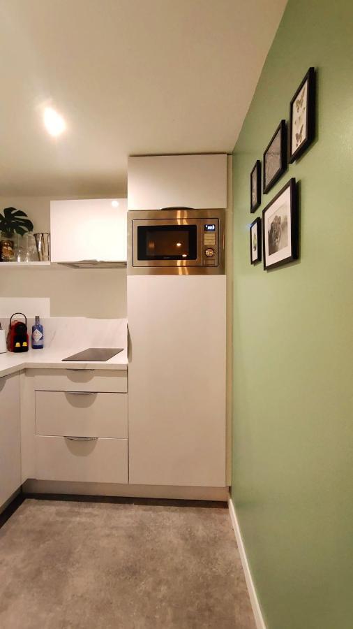 Votre Escale Jungle Sauna & Spa Niort Luaran gambar